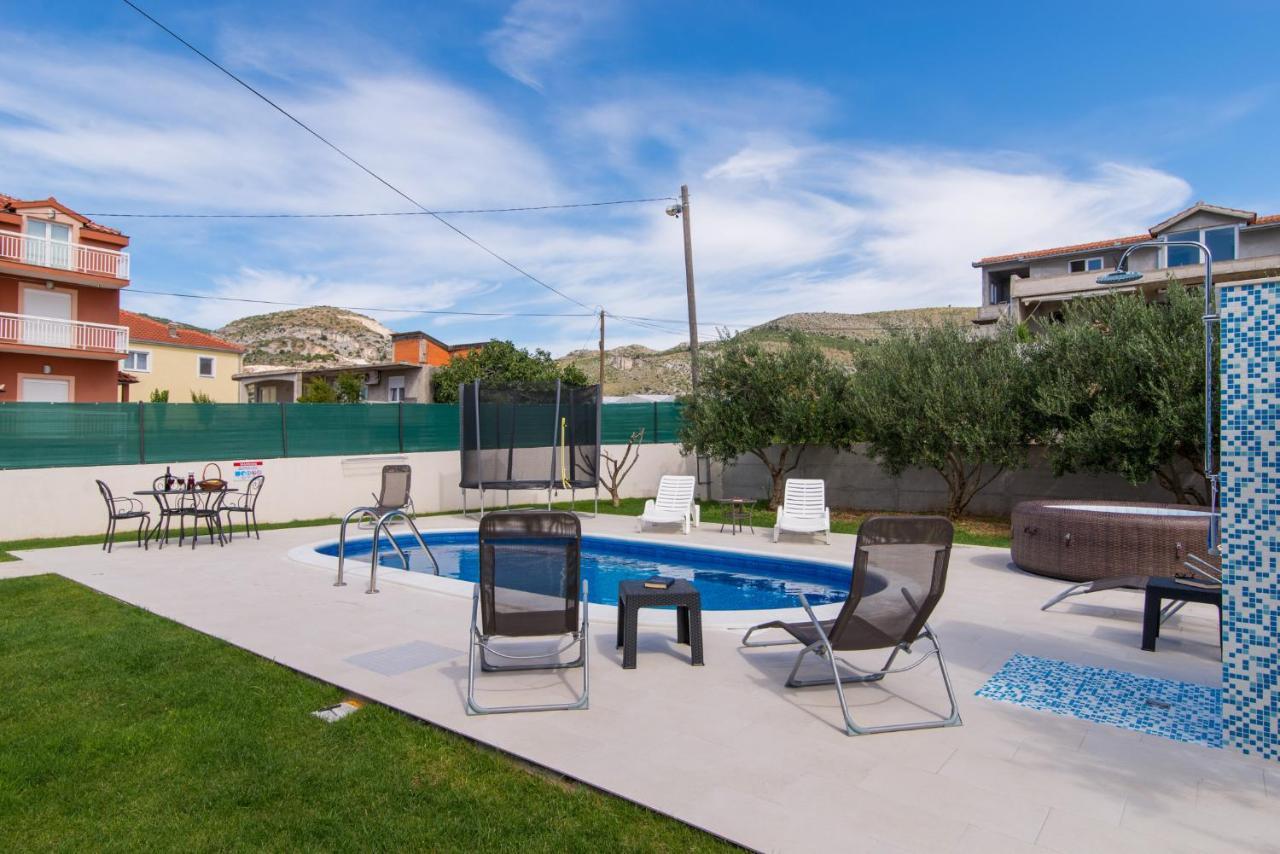 Villa Initium,Heated Pool All Season Trogir Ngoại thất bức ảnh